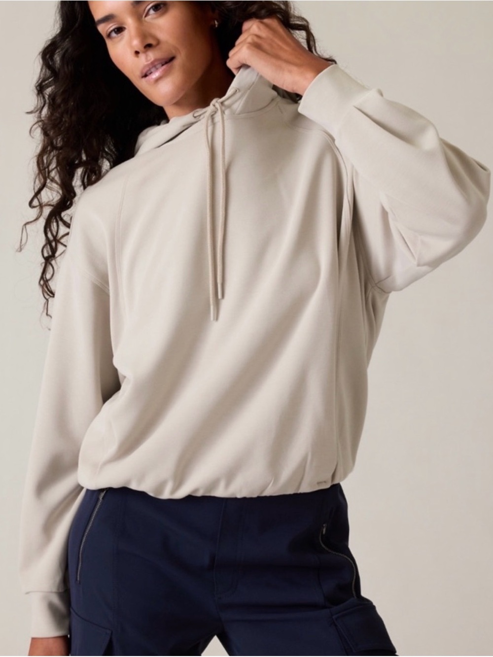 EUC Athleta Seasoft Bubble Hem Hoodie - Cream